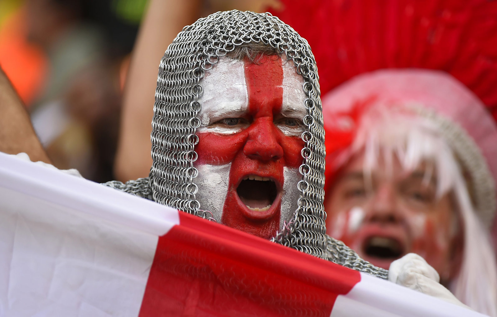 露了赛事安 露了赛事安