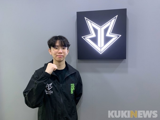 探出娱乐圈 探出娱乐圈