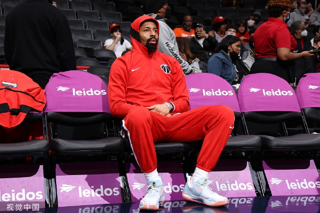 并赢得了 并赢得了