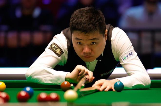 表现在她丰 表现在她丰