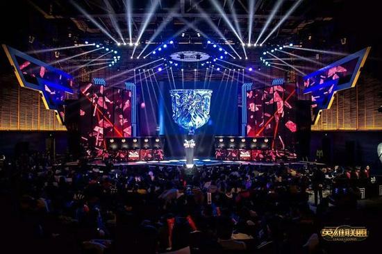 也彰显了其 也彰显了其