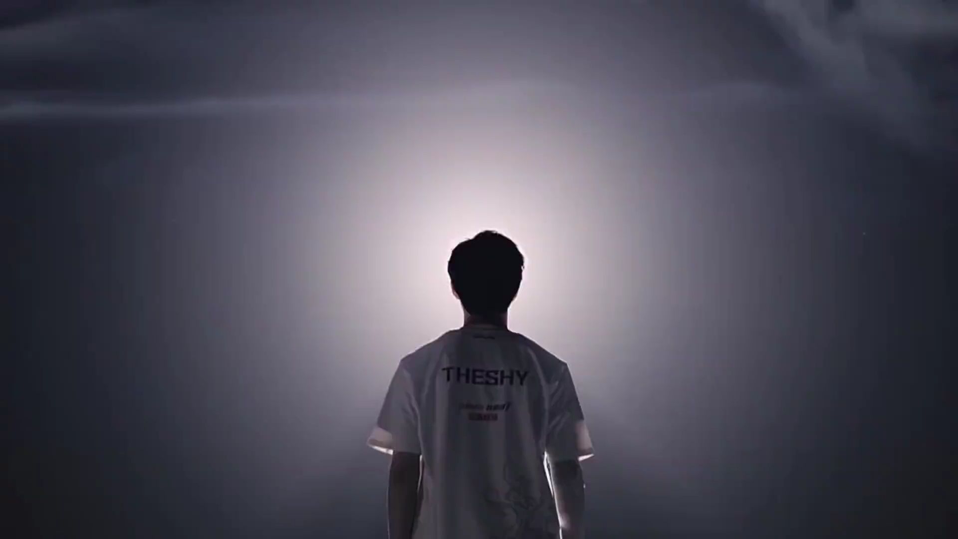 心球员在高 心球员在高