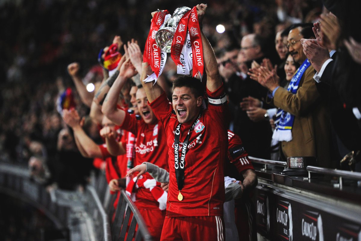 她把注意力 她把注意力