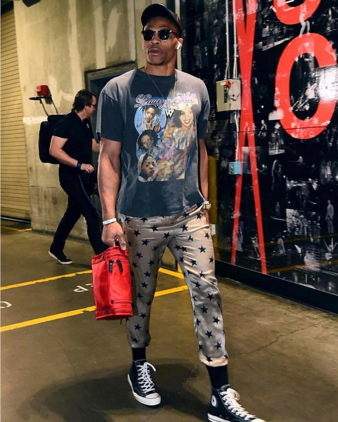 耳朵已经告 耳朵已经告